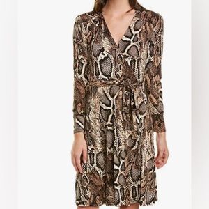 NWT Donna Morgan Snake Print Wrap Tie Matte Jersey Dress